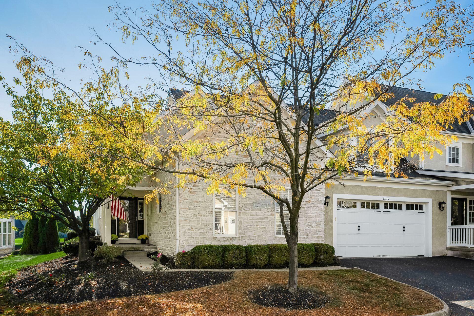 Property Photo: 4809 Saint Andrews Drive OH 43123