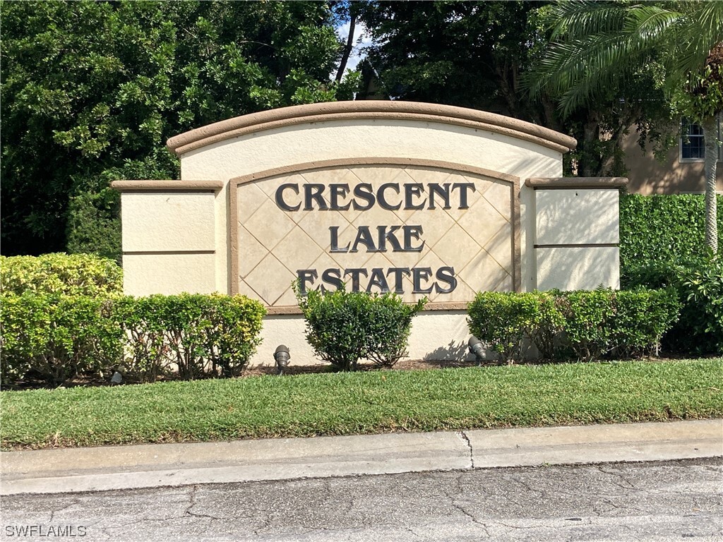 Property Photo: 9578 Crescent Garden Drive B-202 FL 34109