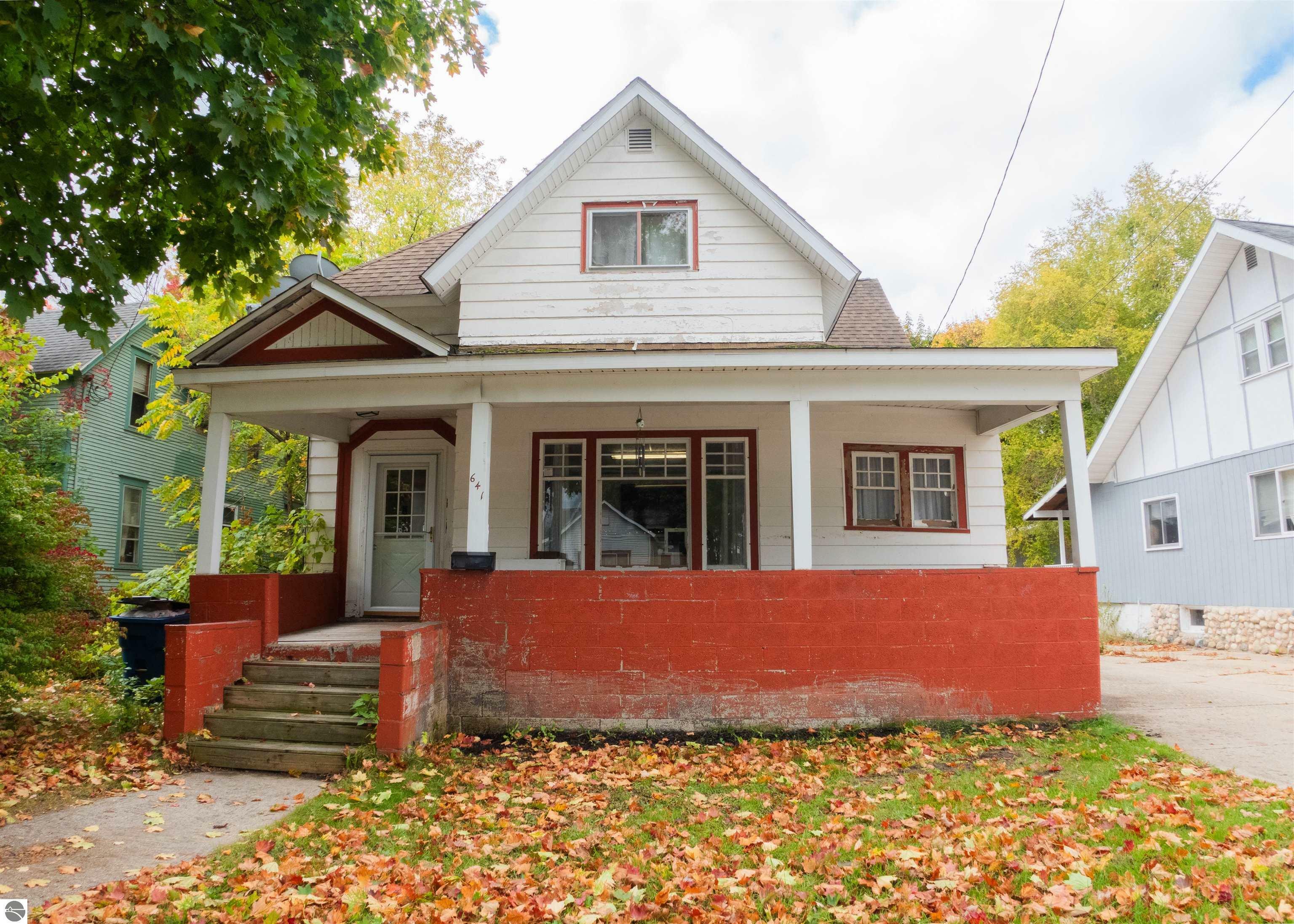 Property Photo:  641 N Lake Street  MI 49601-1810 