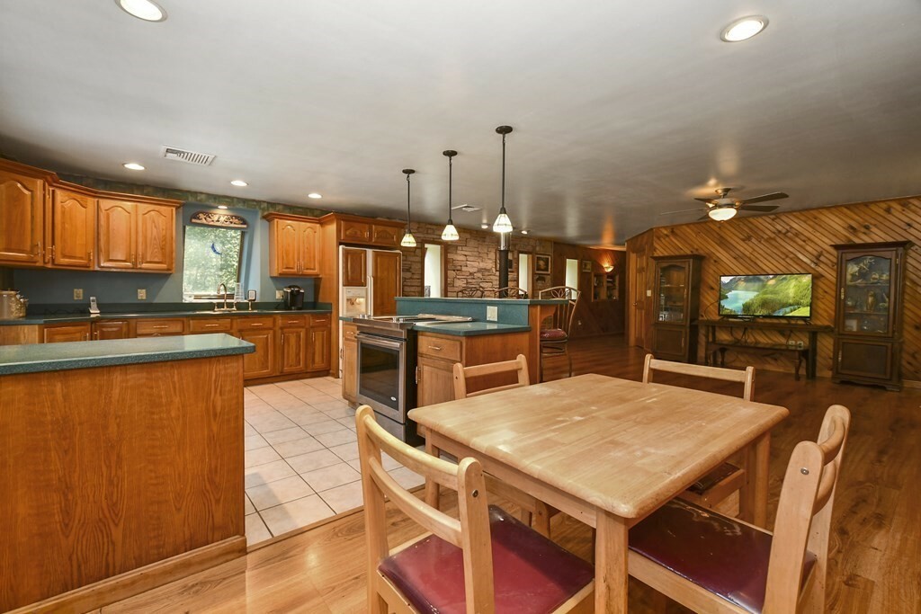 Property Photo:  21 Kelseys Way  MA 02790 