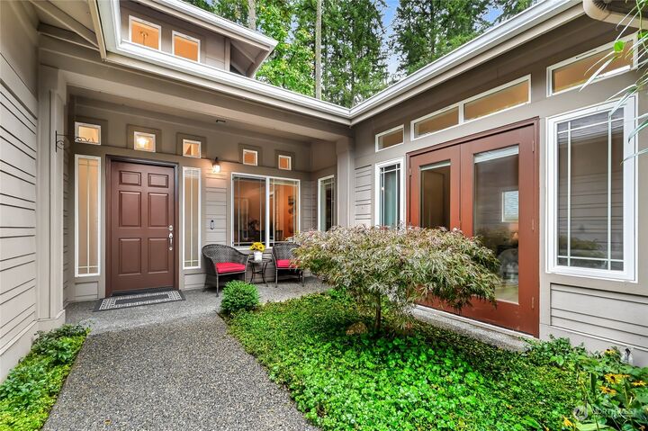 Property Photo:  13017 Sun Break Way NE  WA 98053 