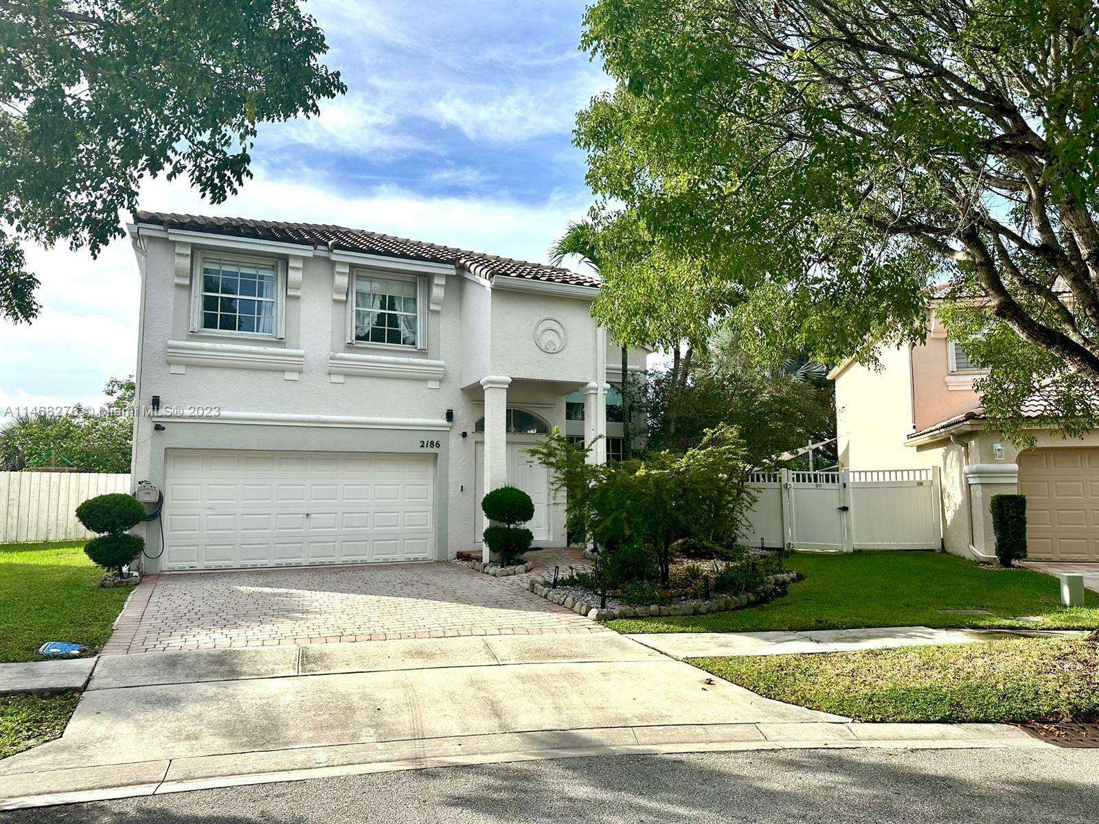 Property Photo:  2186 NW 157th Ln  FL 33028 