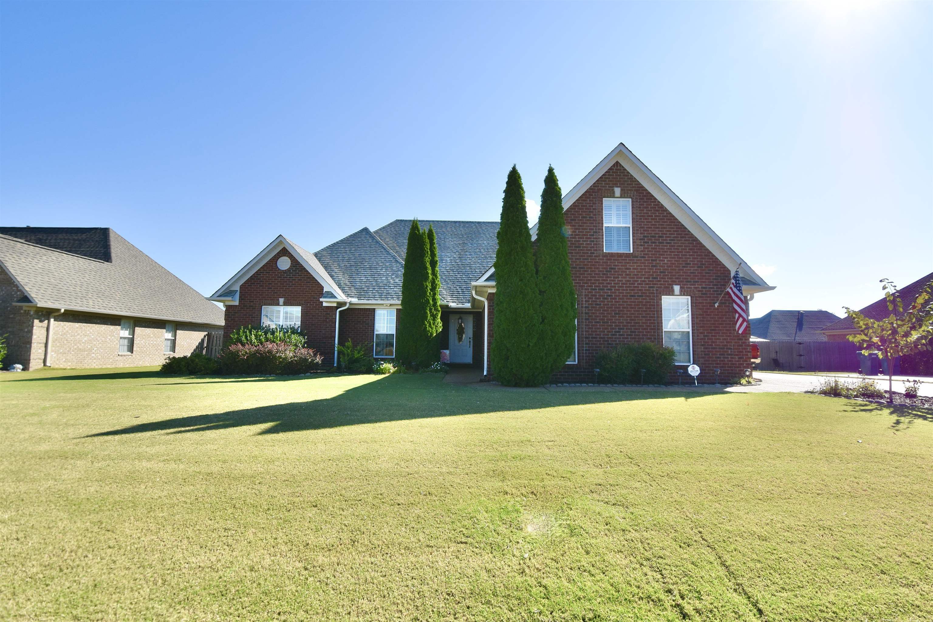 Property Photo:  400 Summit Drive  TN 38355 