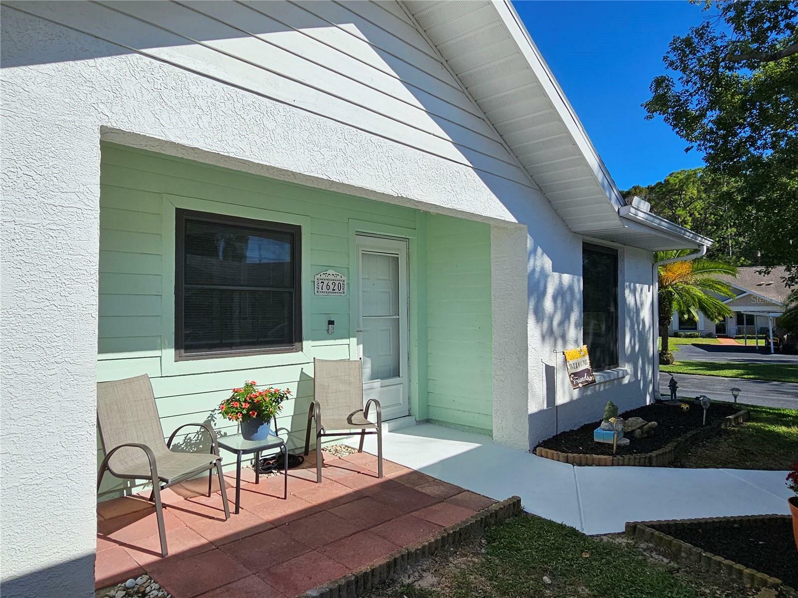 Property Photo: 7620 Muttontown Lane FL 34654