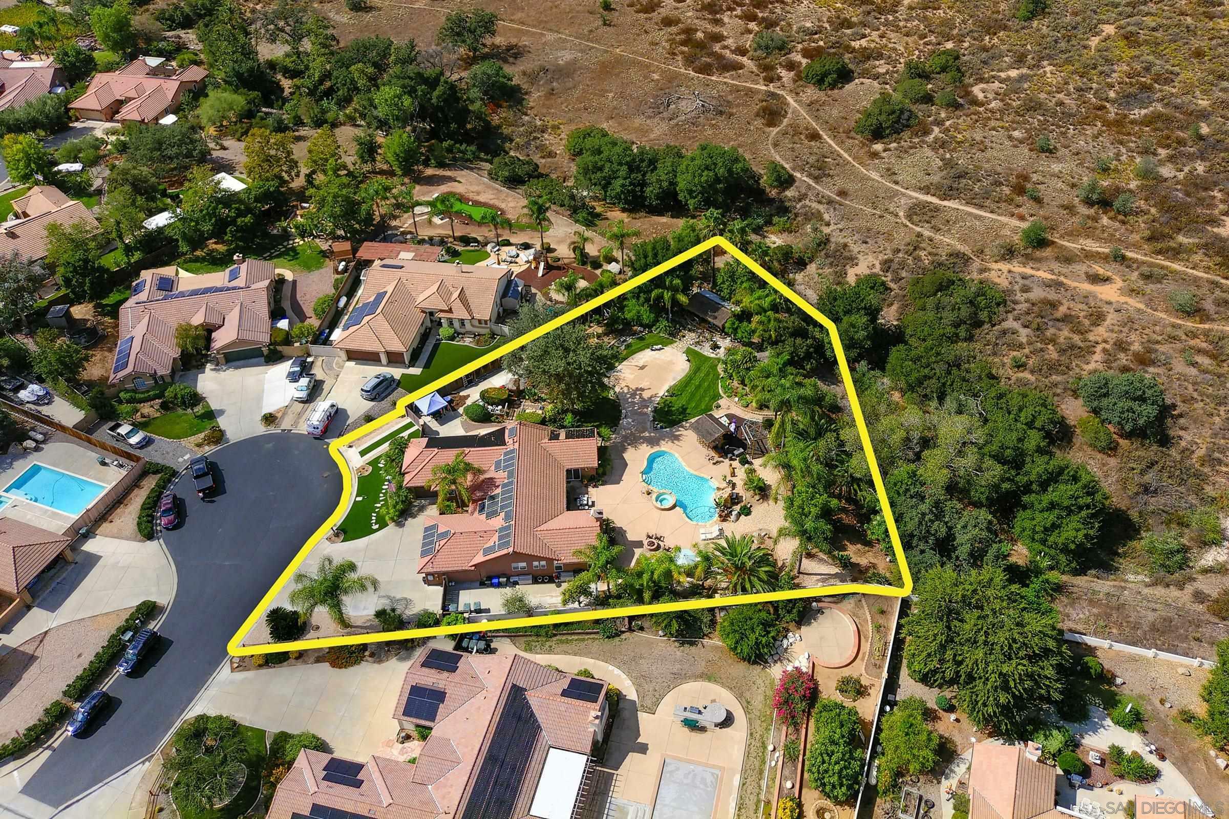 Property Photo:  23420 Nightsky Rd  CA 92065 