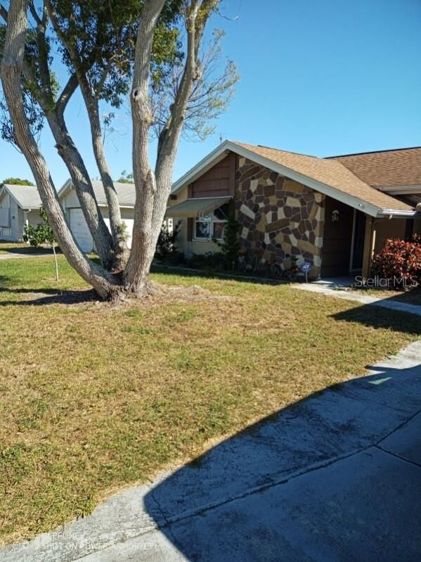 Property Photo:  3552 Richboro Drive  FL 34691 