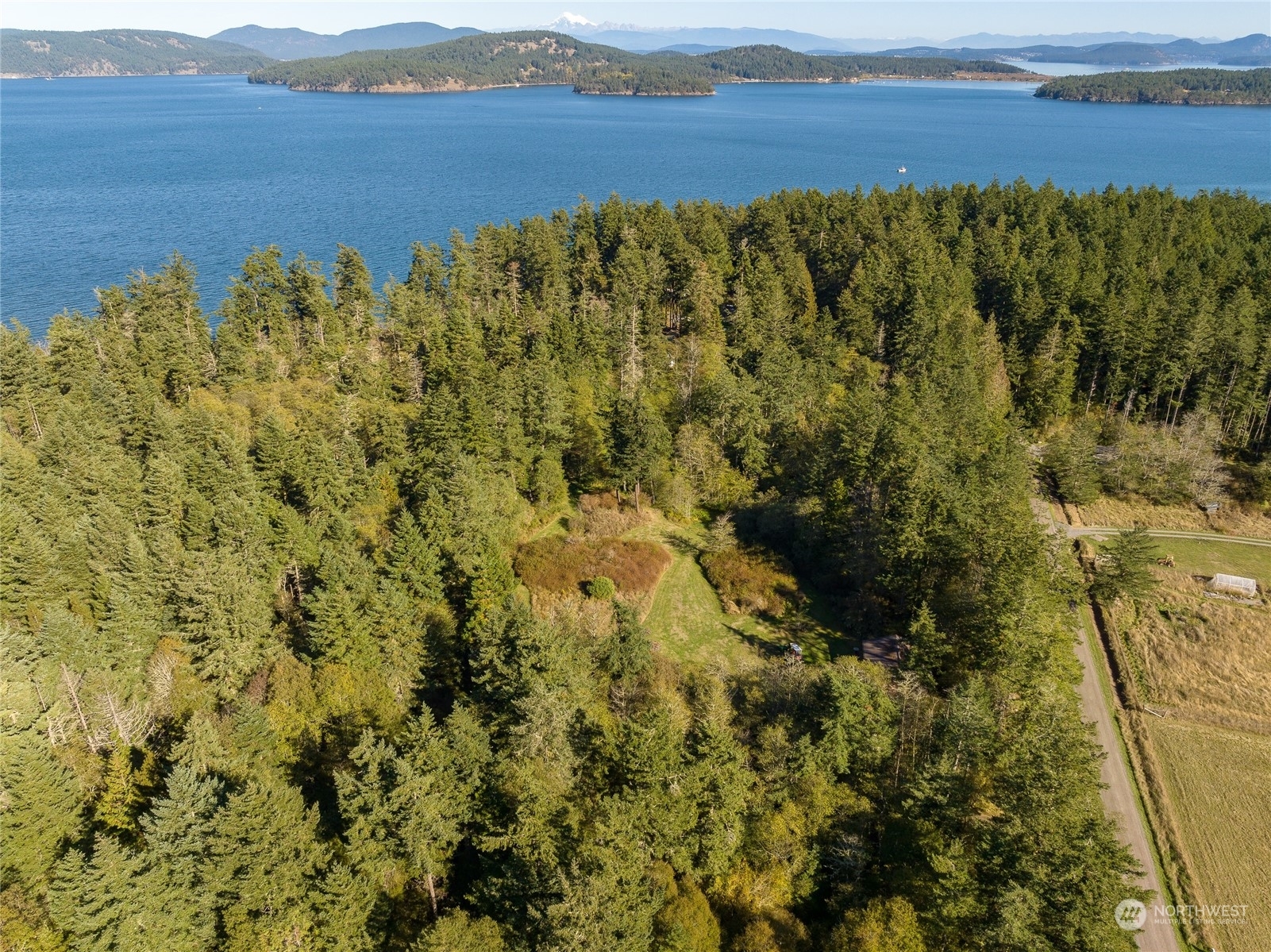 Property Photo:  165 Sunrise Road  WA 98261 