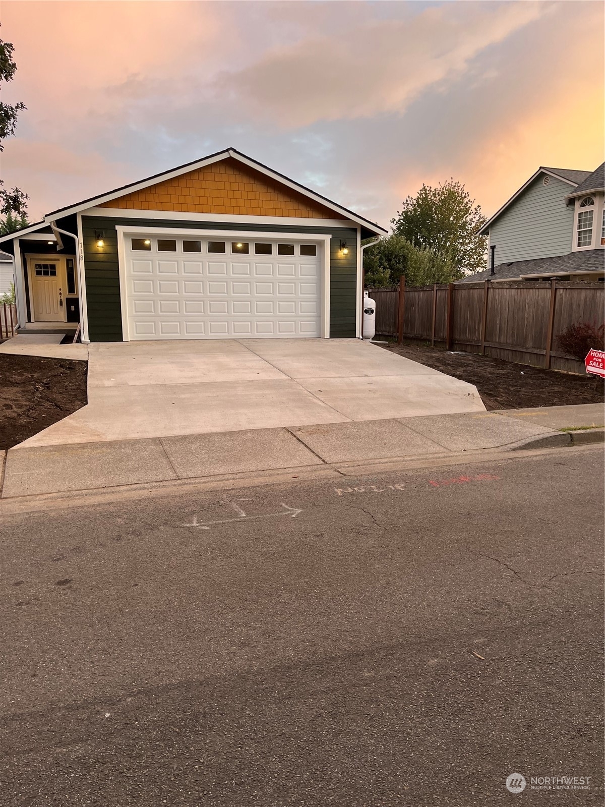 Property Photo:  717 8th Street  WA 98294 