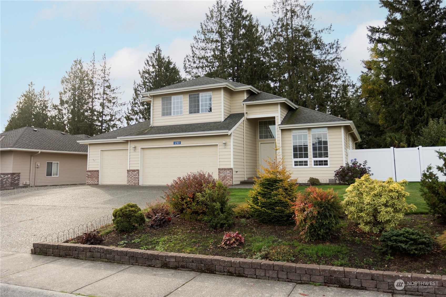 Property Photo:  12183 Bayhill Drive  WA 98233 