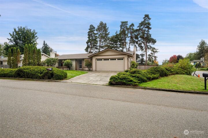293 Bristlecone Drive  Bremerton WA 98310 photo