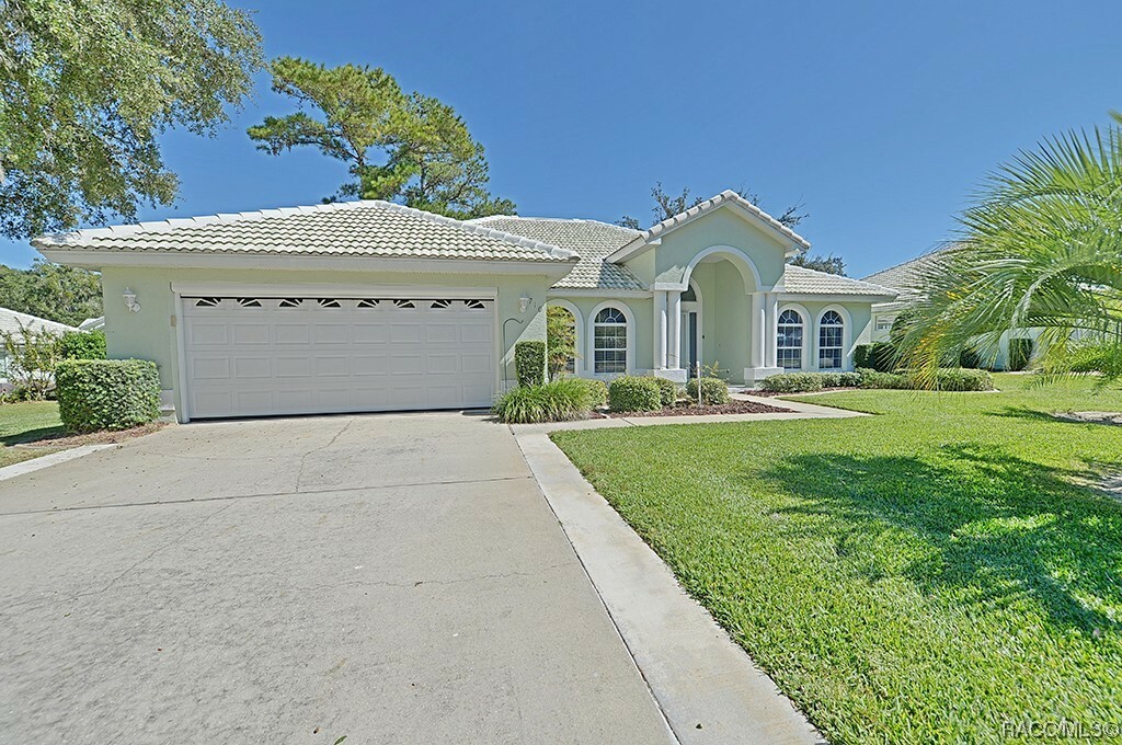 Property Photo:  710 Inverie Drive  FL 34453 