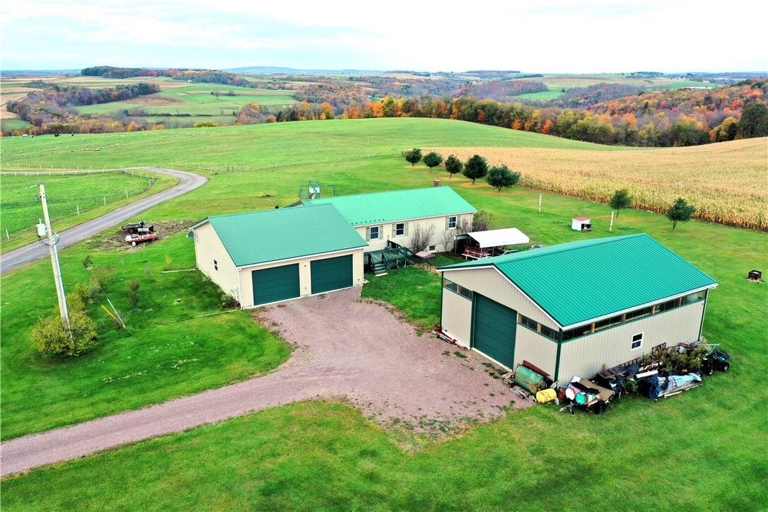 Property Photo:  748 Suder Rd  PA 15552 