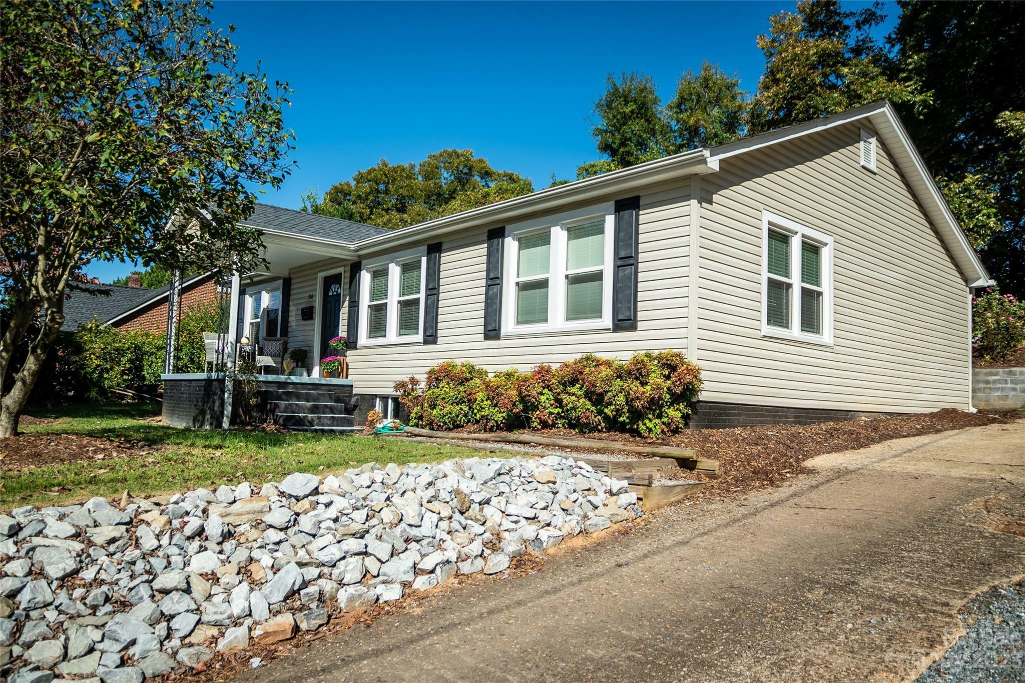 Property Photo:  106 Cascade Street  NC 28655 