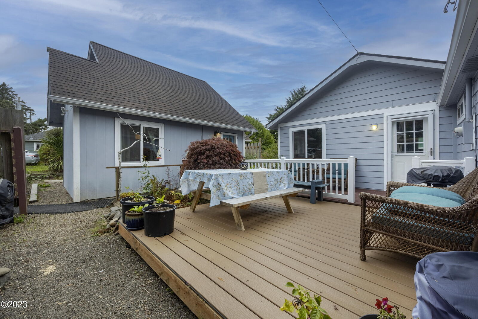 Property Photo:  110 Lorraine Street  OR 97388 