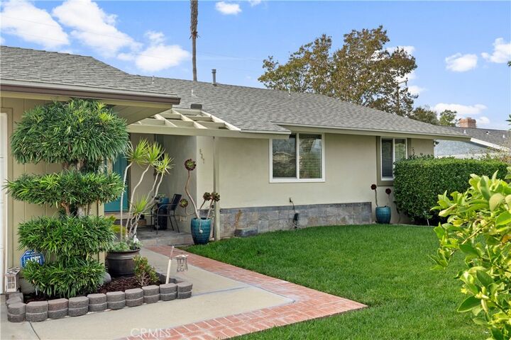 Property Photo:  927 S Shasta Street  CA 91791 