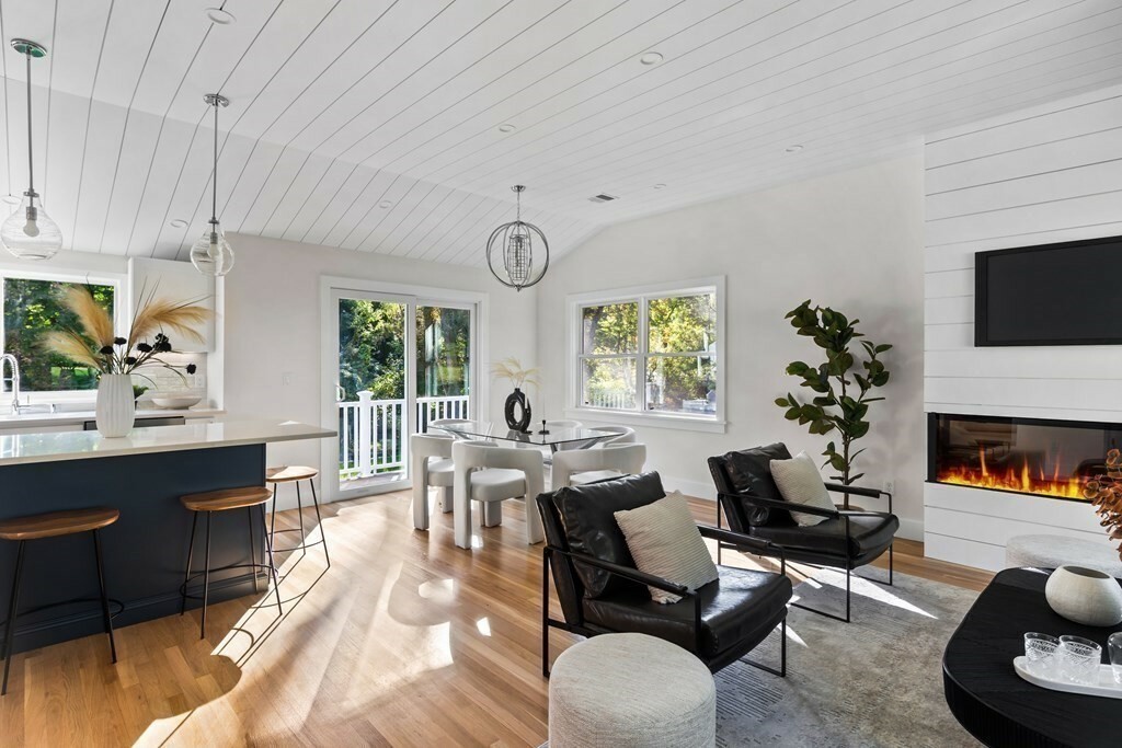 Property Photo: 10 Carriage Ln MA 01890