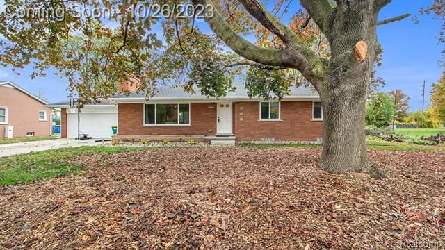 Property Photo: 45150 Jeanette Avenue MI 48111