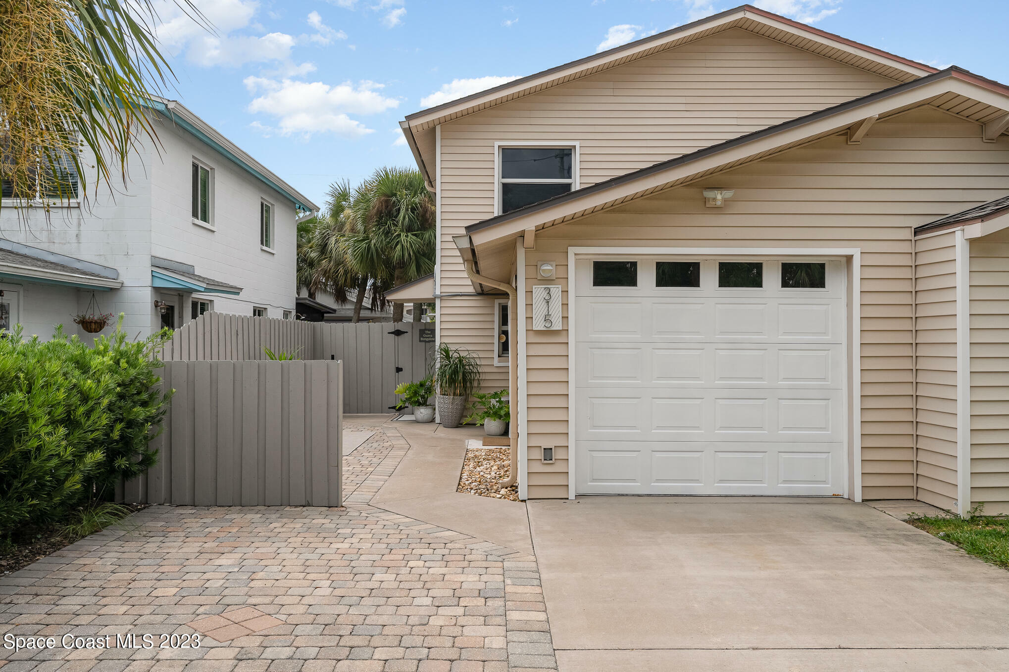 Property Photo:  315 Washington Avenue  FL 32920 