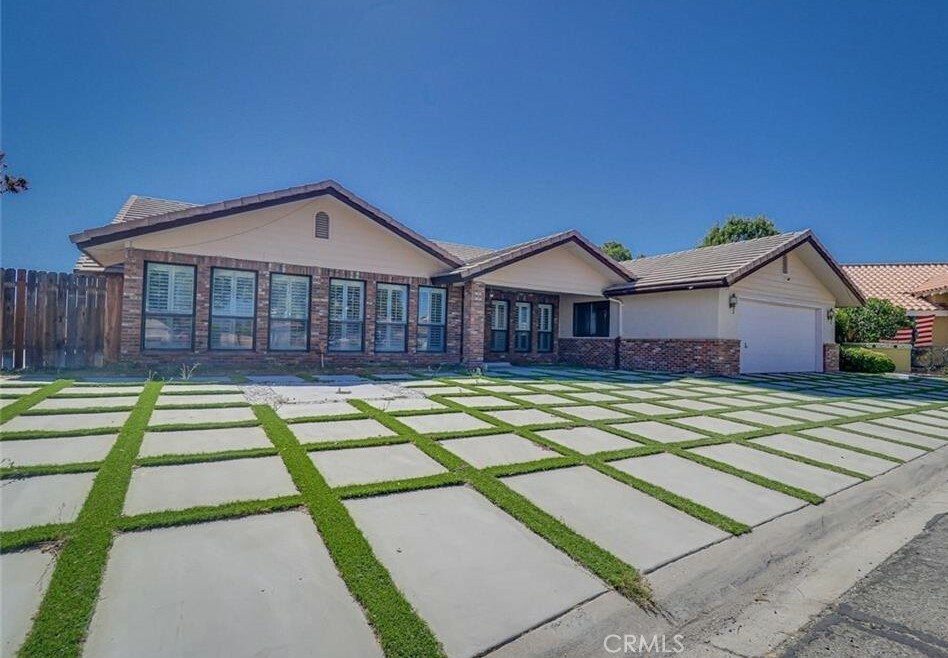 Property Photo:  5724 Panorama Crest Drive  CA 93306 