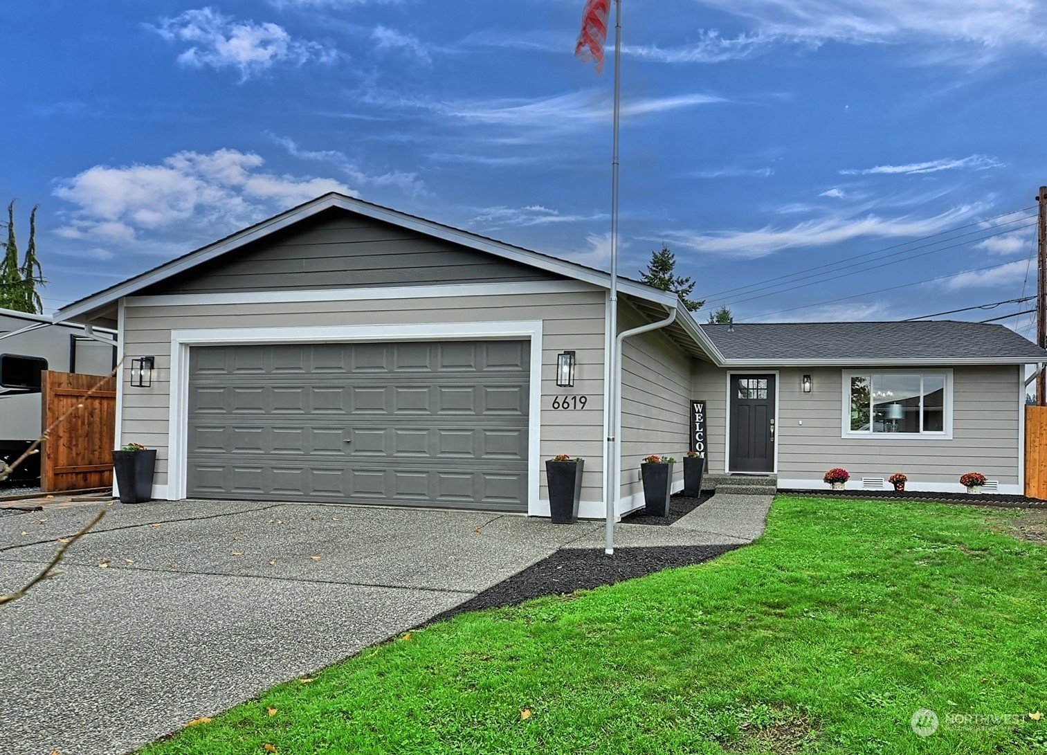Property Photo: 6619 98th Place NE WA 98270