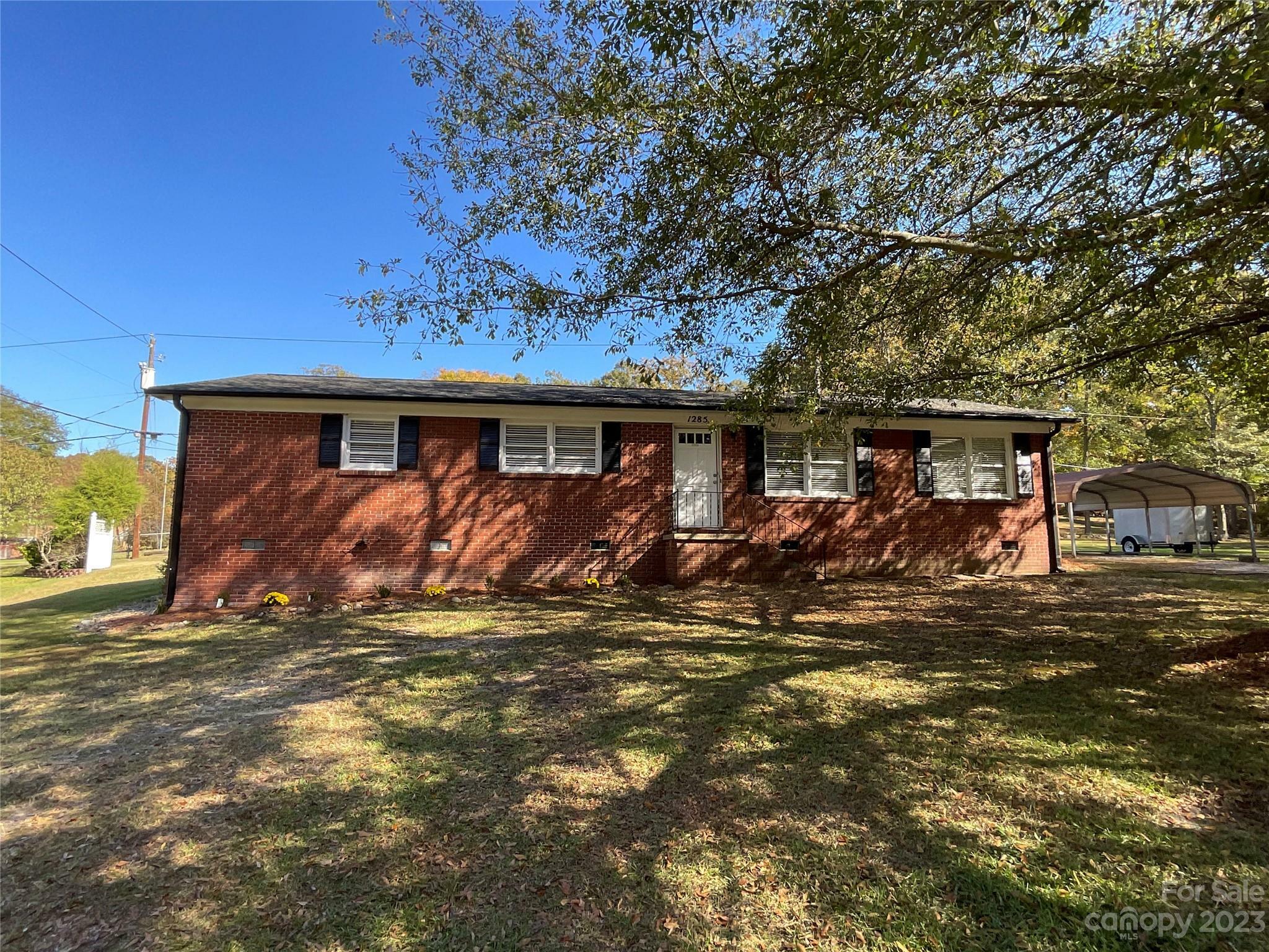 Property Photo: 1285 Rainbow Circle SC 29704