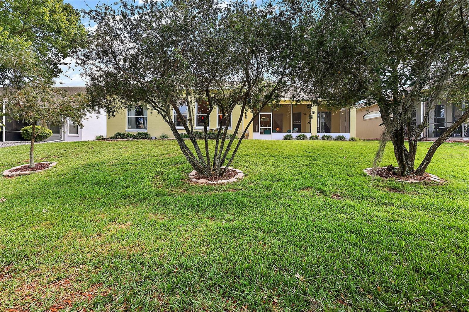 Property Photo:  5149 Aurora Drive  FL 34748 