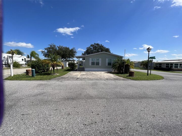 Property Photo:  11 Saddlebag Trail  FL 33898 