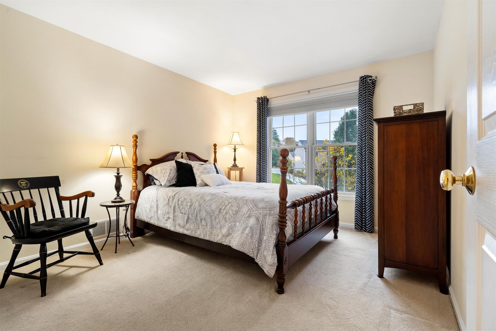 Property Photo:  2 Foxmoor Circle  NH 03055 