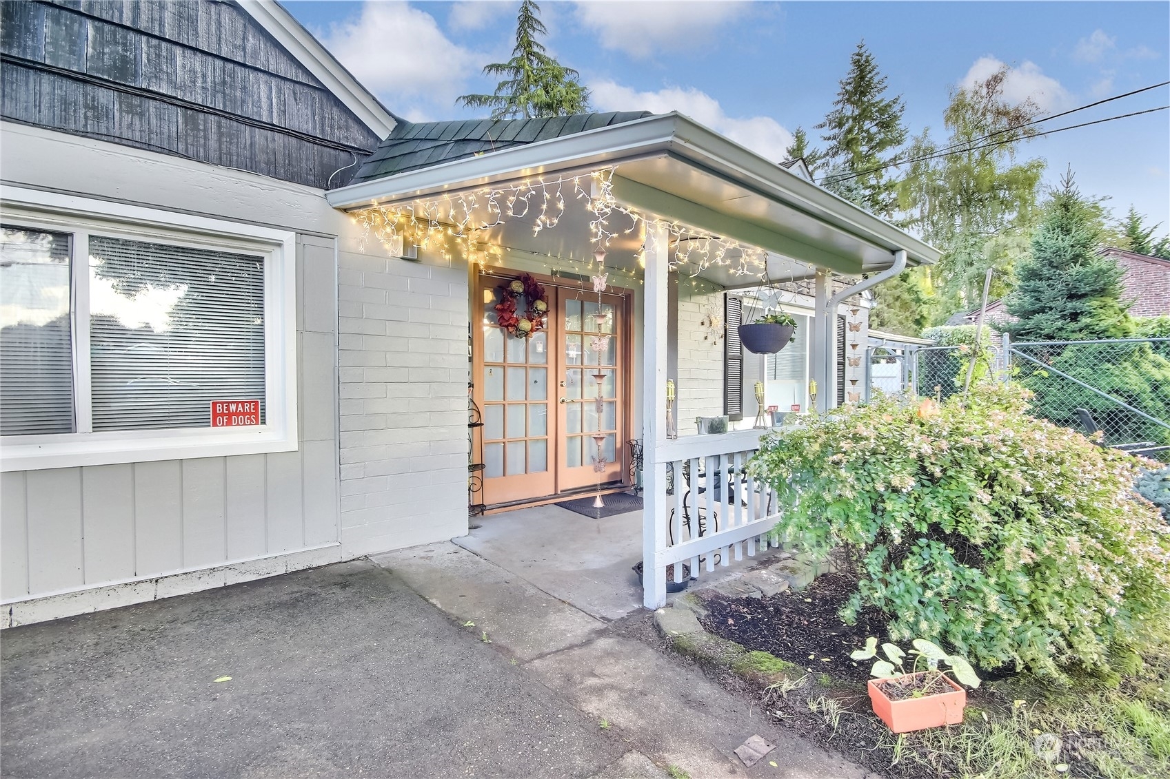 Property Photo: 4031 E B Street A&B WA 98404