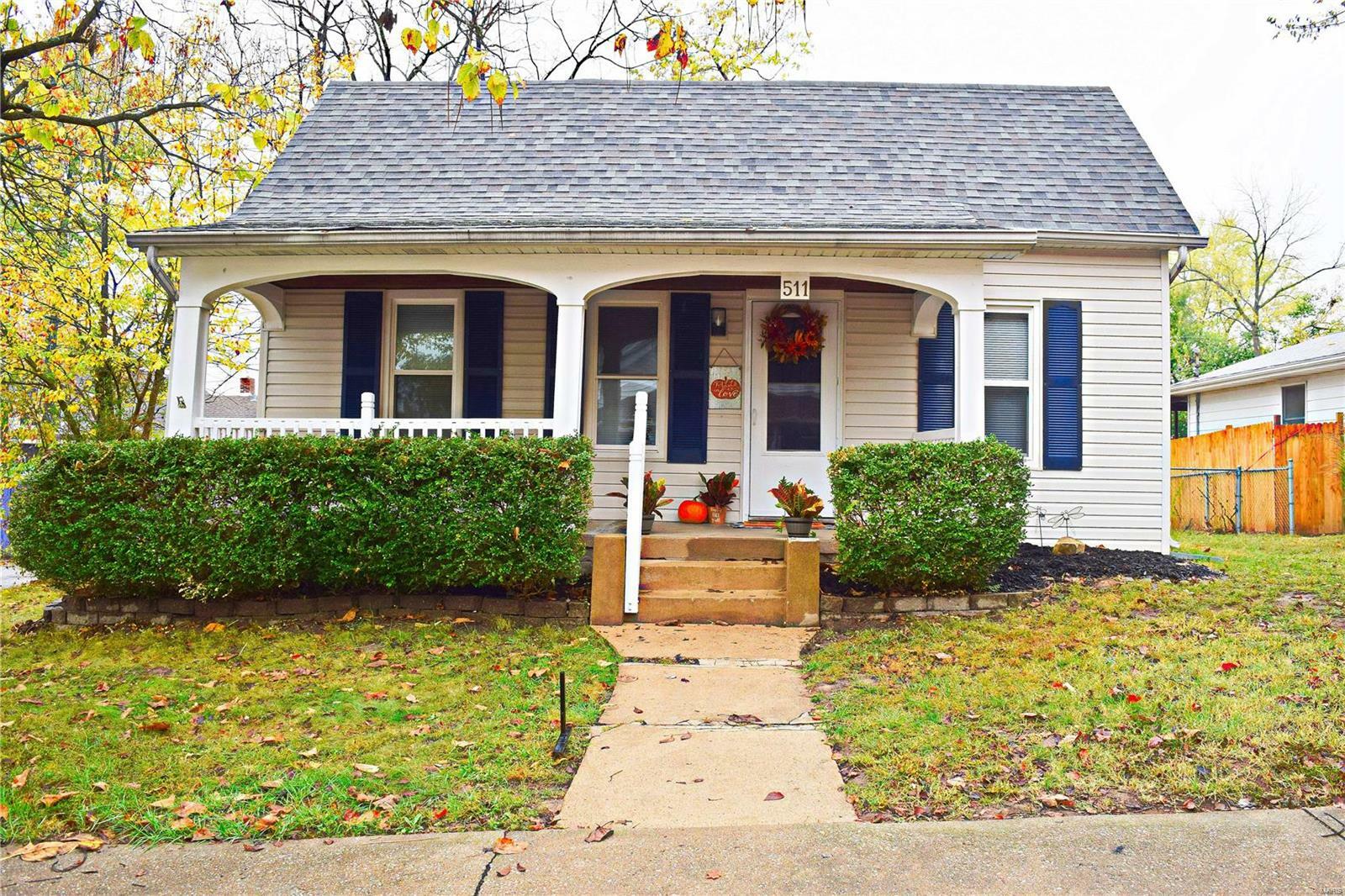 Property Photo: 511 Warne Street MO 63028