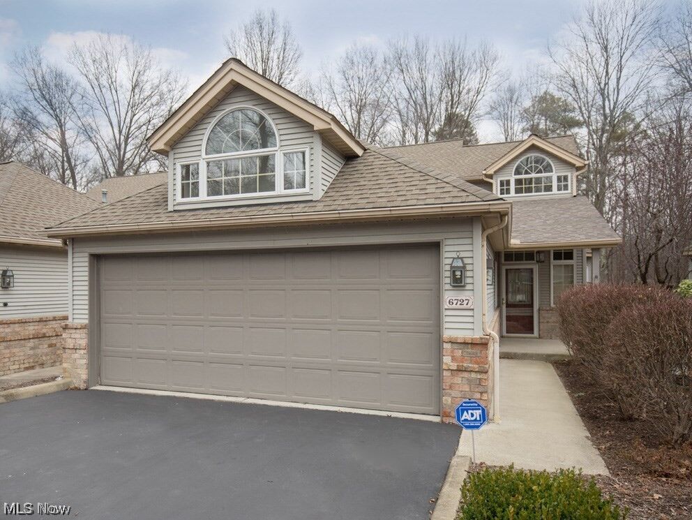 Property Photo: 6741 Lockwood Boulevard OH 44512