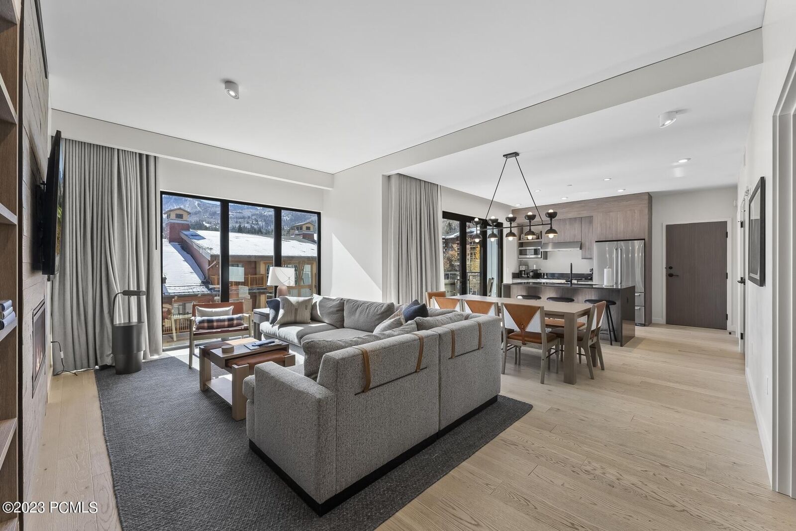 Property Photo: 2417 W High Mountain Road # 3406 UT 84098