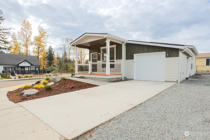 1260  Orangewood Street 17  Enumclaw WA 98022 photo