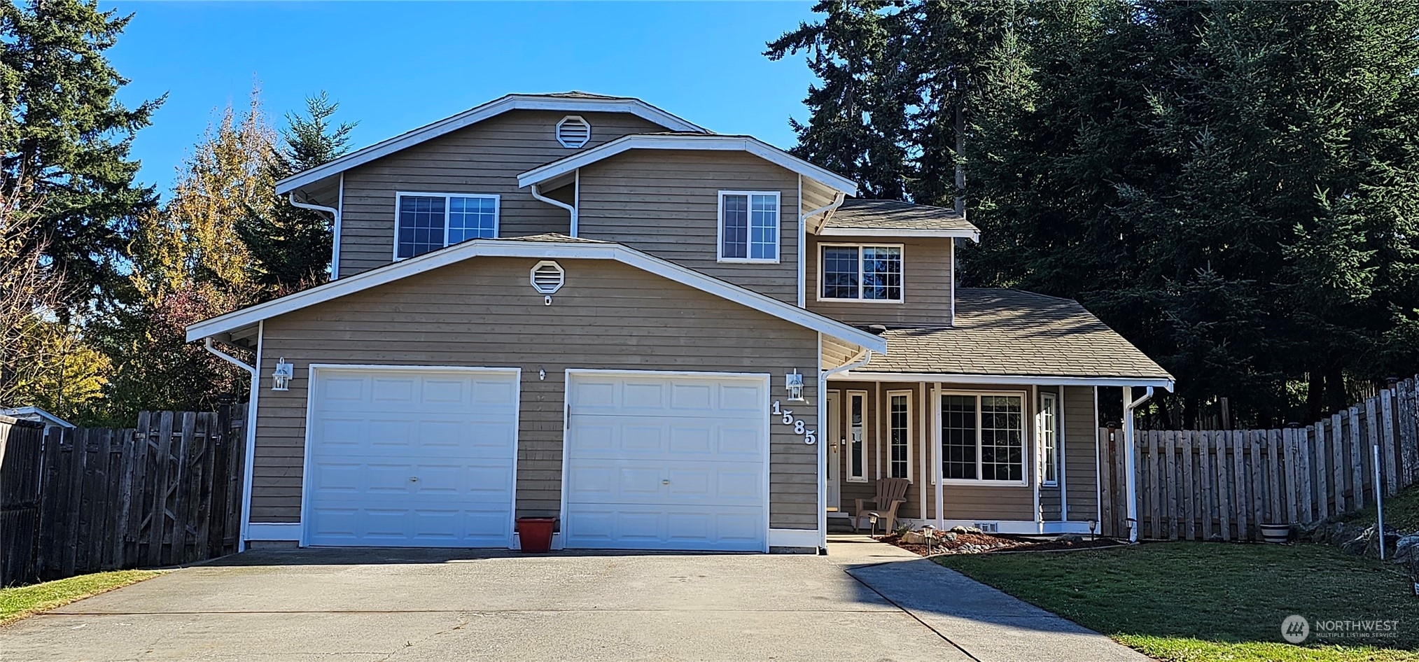 Property Photo:  1585 NW 2nd Avenue  WA 98277 