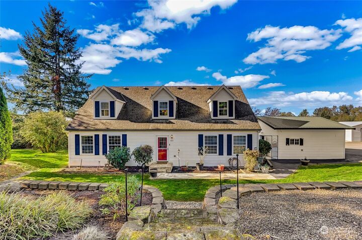 Property Photo: 10820 76th Drive NE WA 98271