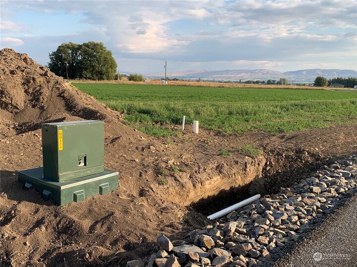 Property Photo: 6 X Watson Road WA 98926