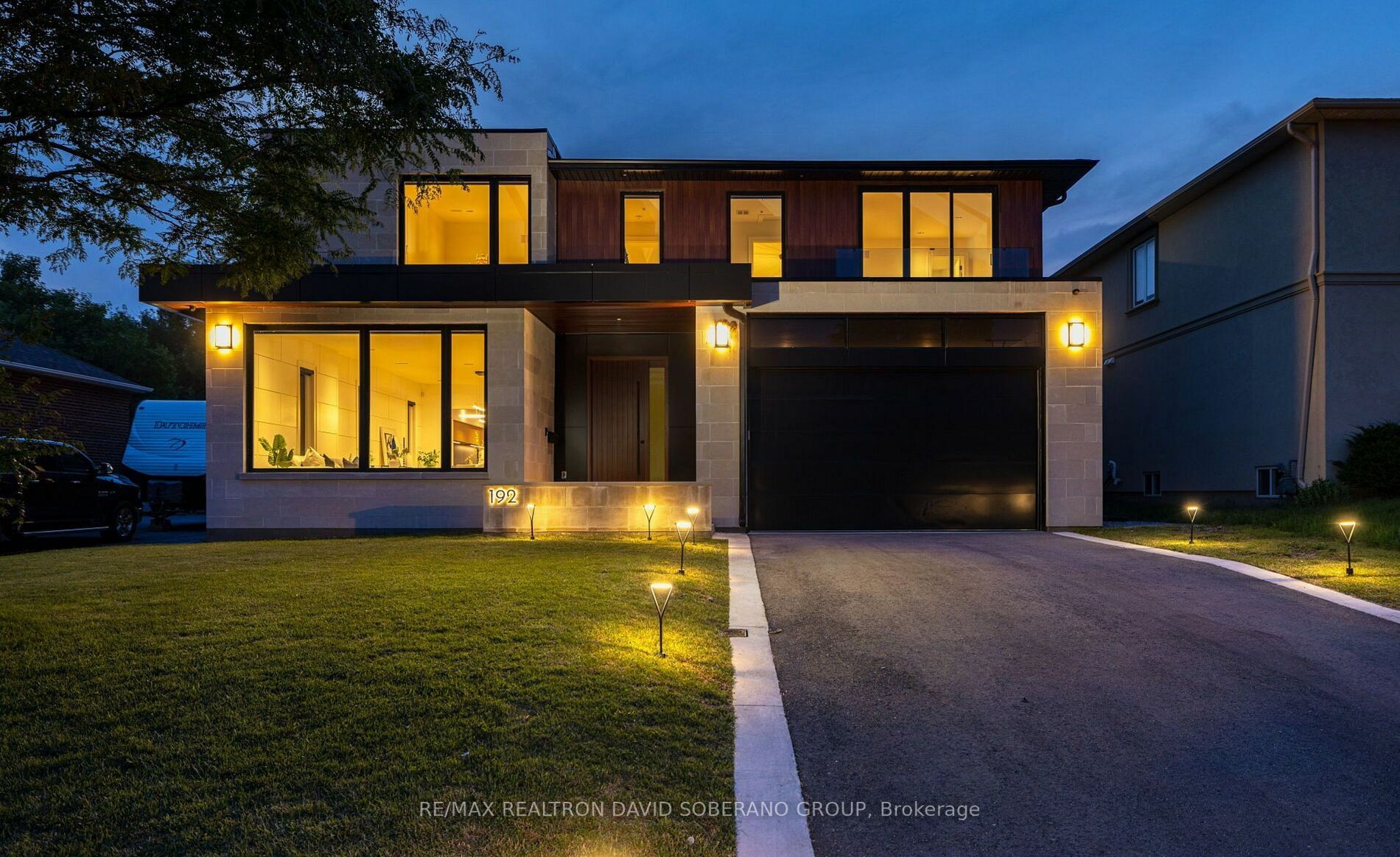 Property Photo: 192 Cocksfield Ave ON M3H3T5