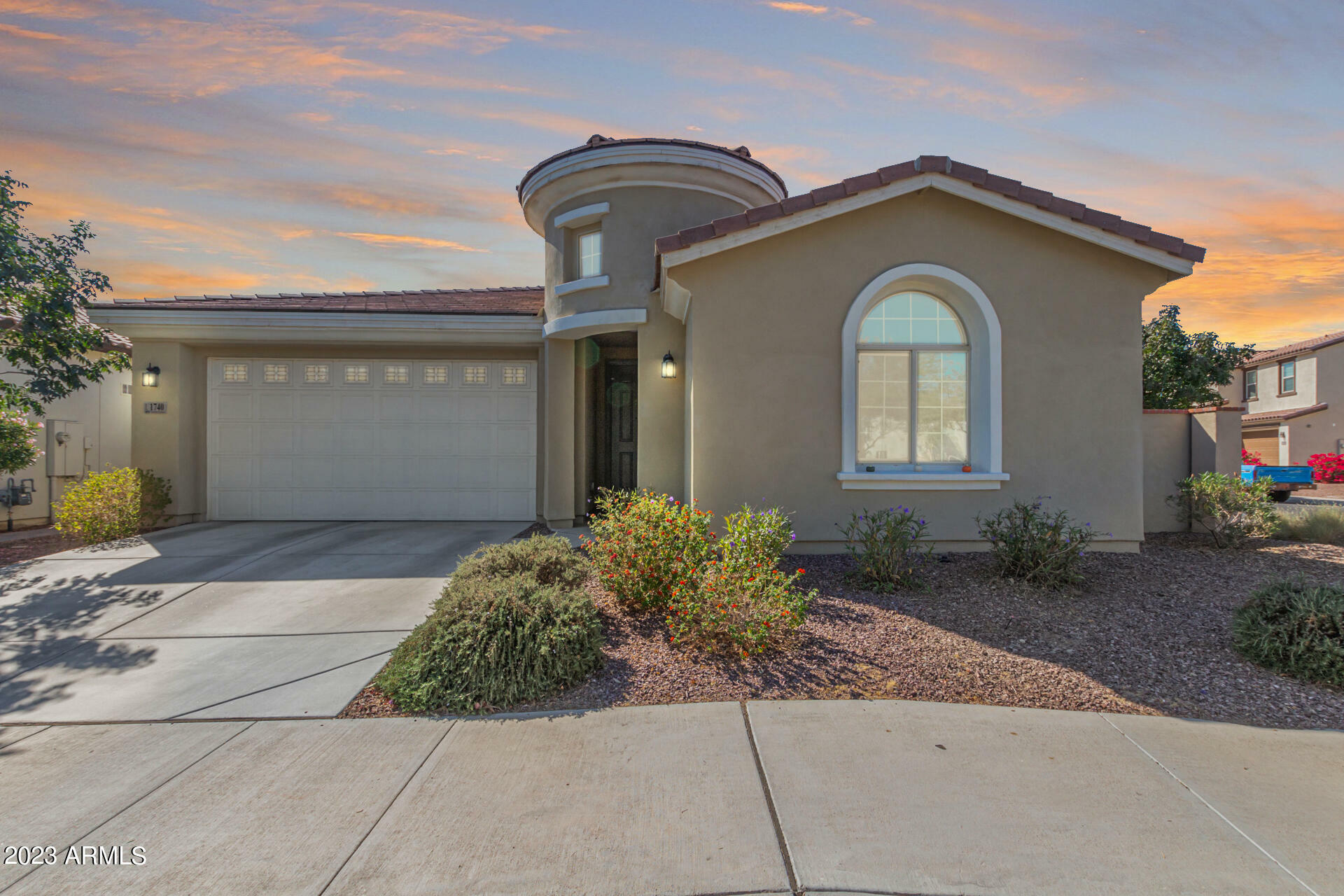 Property Photo:  1740 N 210th Avenue  AZ 85396 