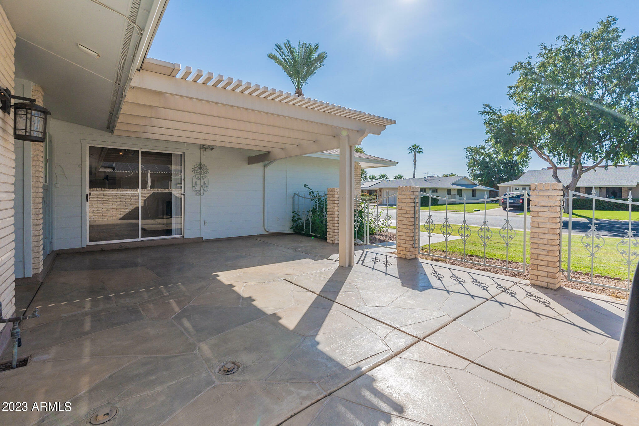 Property Photo:  10210 W Kingswood Circle  AZ 85351 