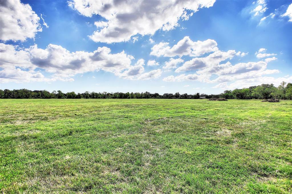 Property Photo:  4827 Ike Franks Road  TX 77517 