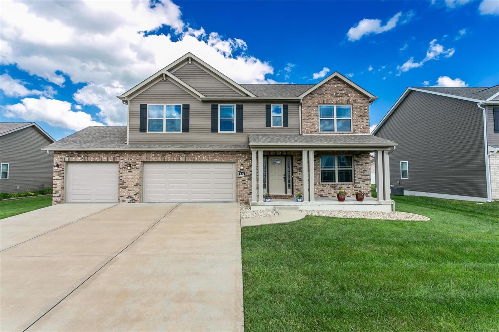 Property Photo: 832 Tanzanite Lane IL 62258