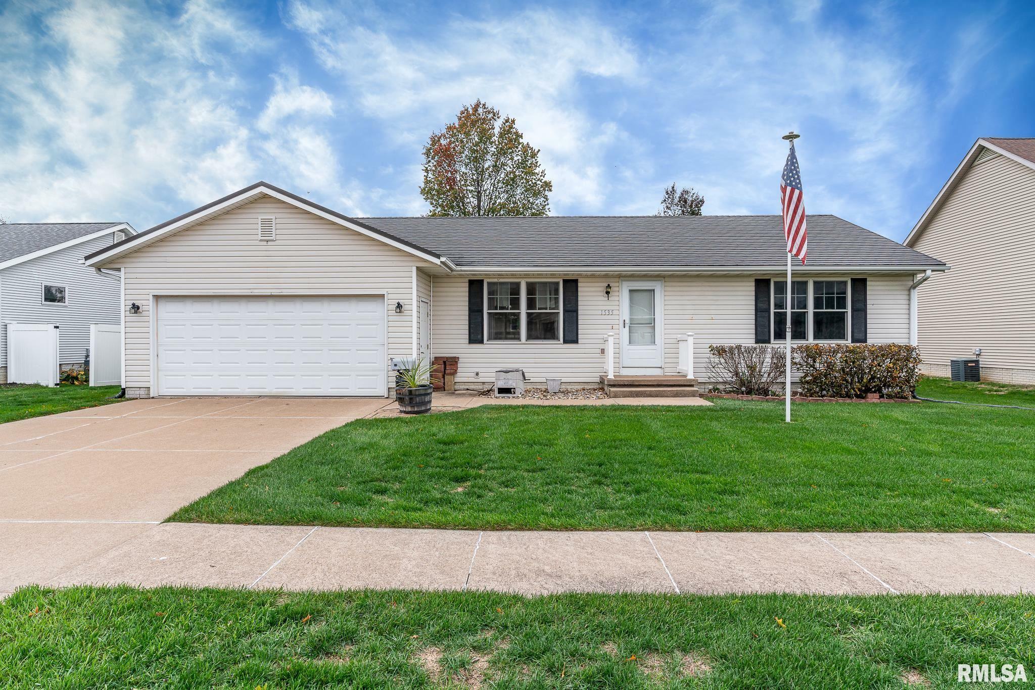 Property Photo:  1535 Harts Avenue  IA 52730 