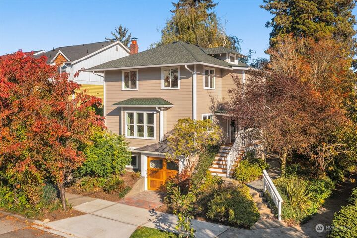 2102 N 44th Street  Seattle WA 98103 photo