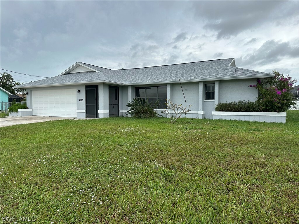 Property Photo: 3116 SE 11th Avenue FL 33904