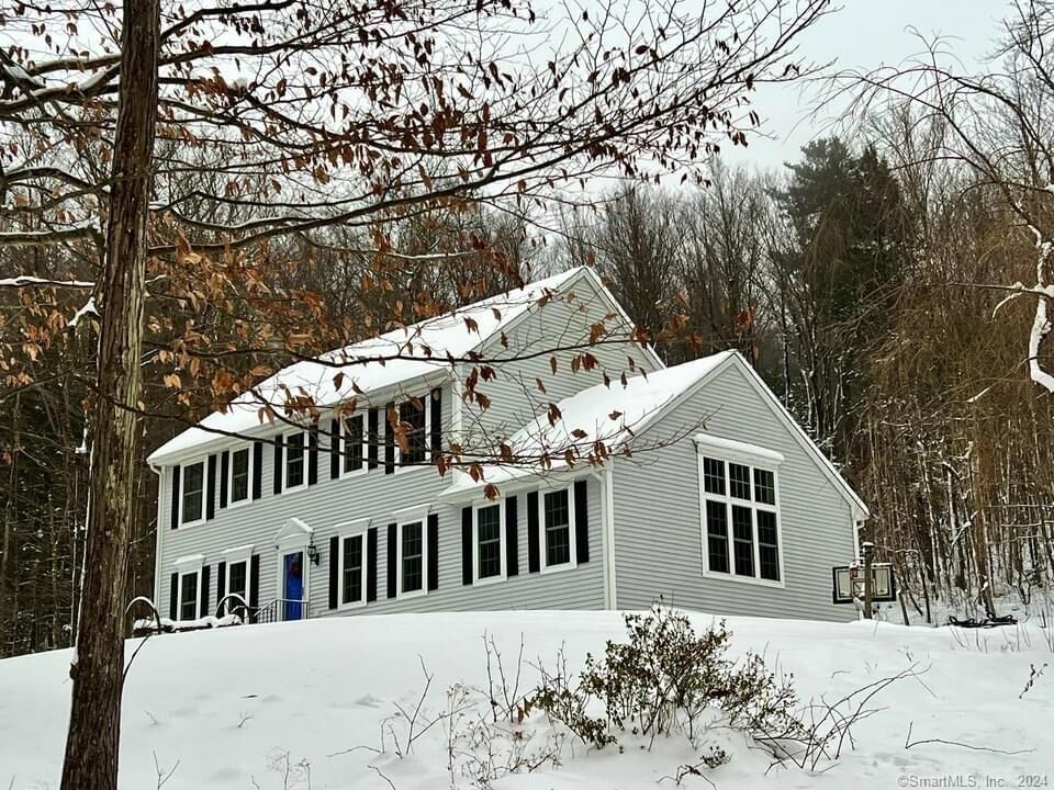 Property Photo:  123 Skinner Road  CT 06098 