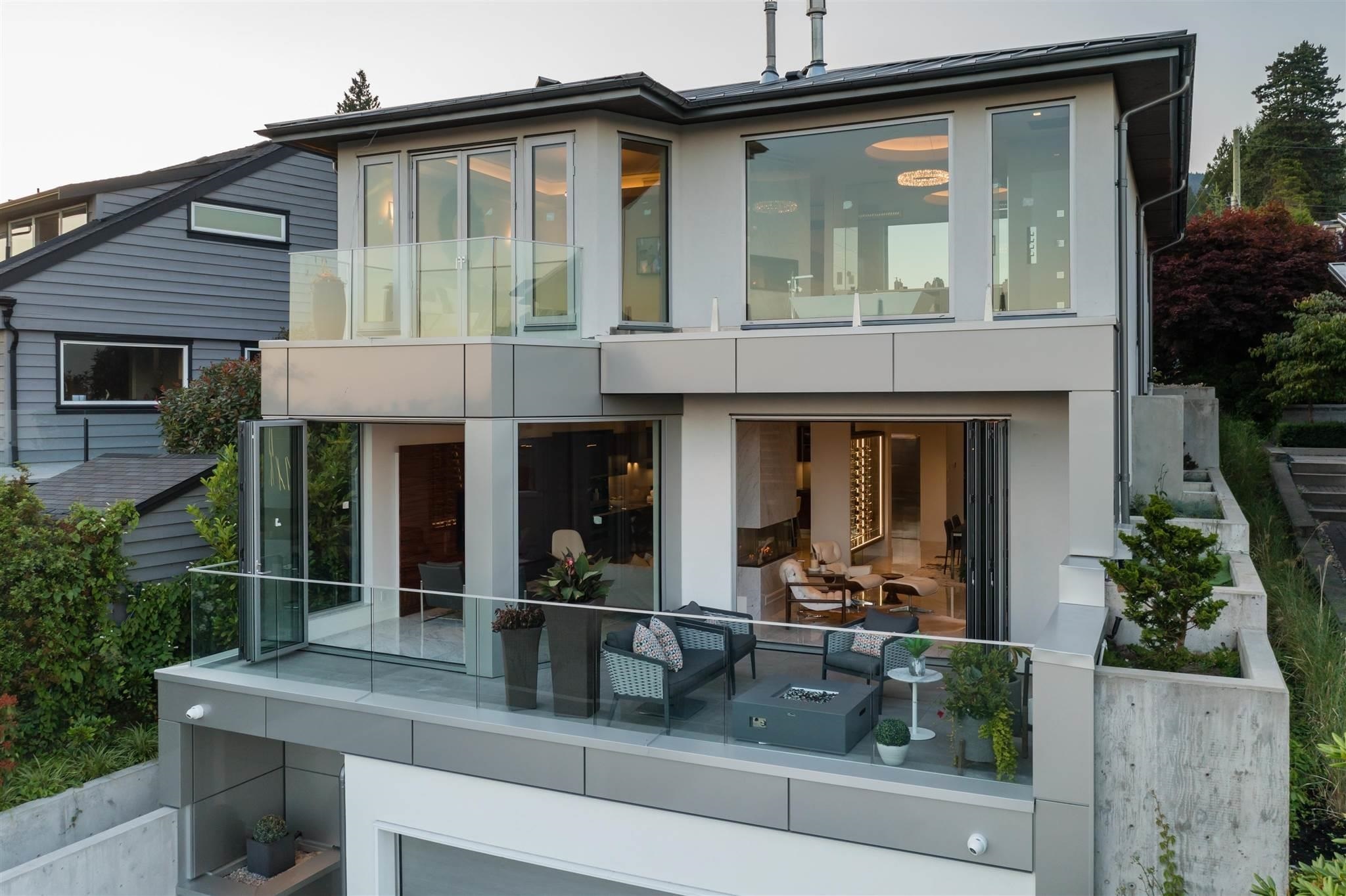 Property Photo: 1154 Palmerston Avenue BC V7S2J6