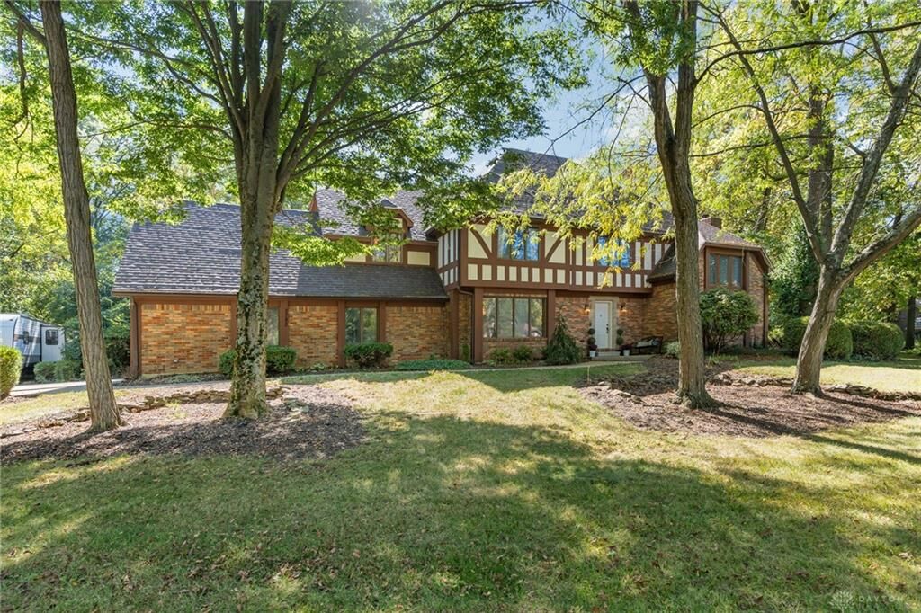 Property Photo: 2782 Cricket Woods Drive OH 45414