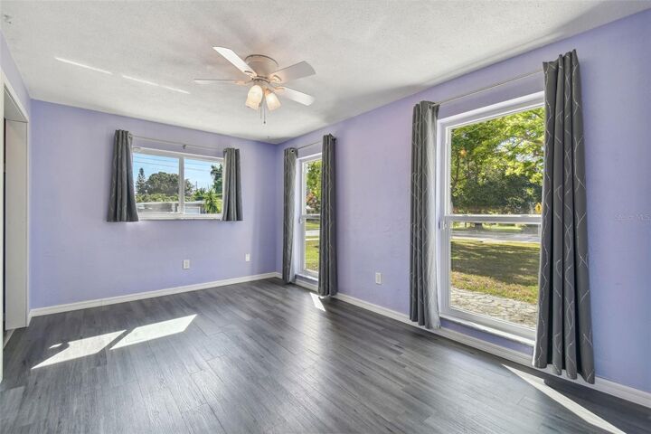 Property Photo: 1701 Sharondale Drive FL 33755