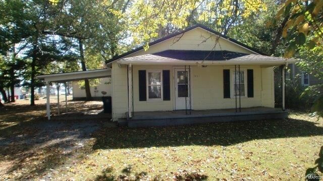 Property Photo: 102 Ashby Street MO 63834