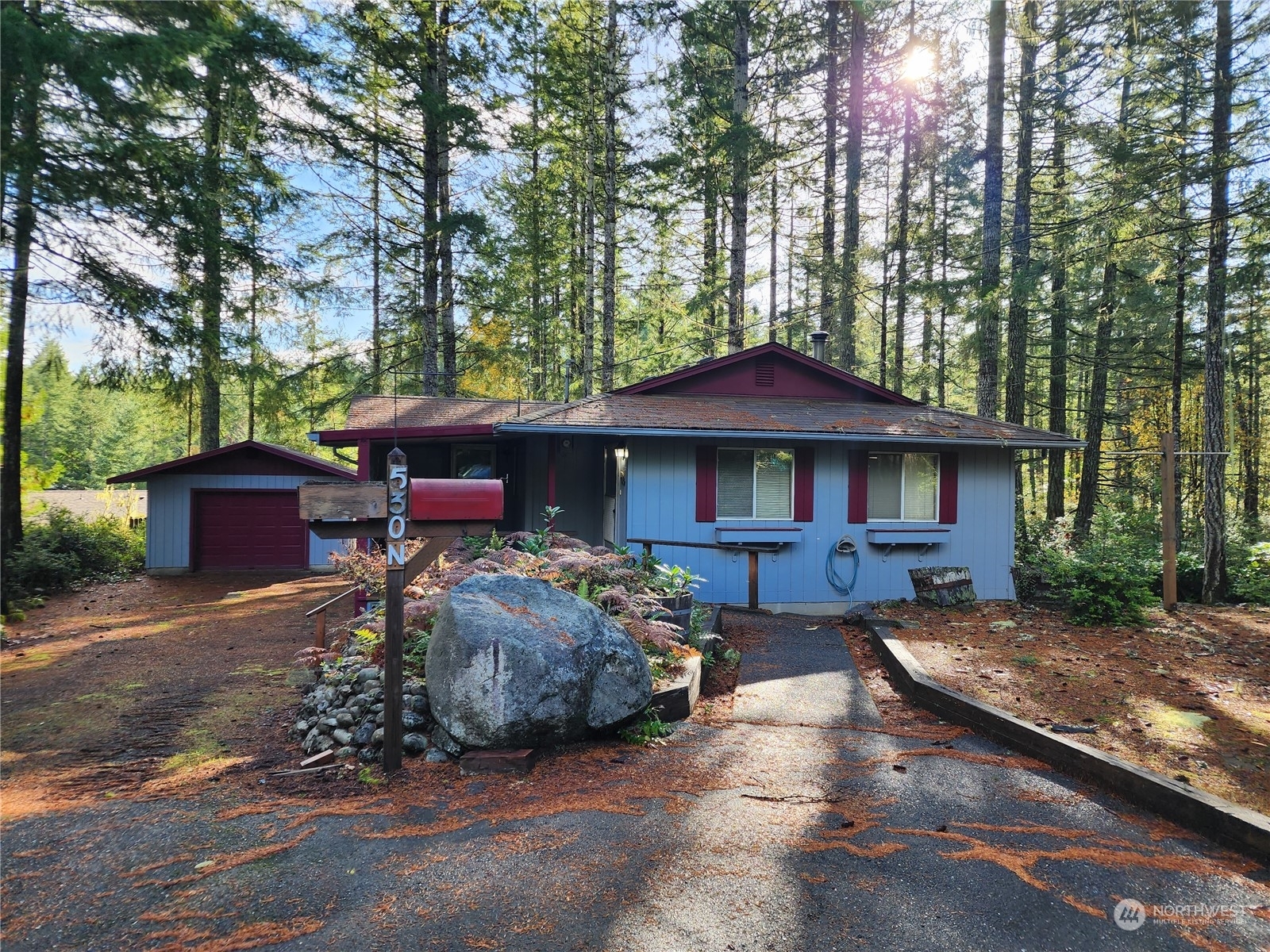 Property Photo:  530 N Lake Surf Drive  WA 98555 